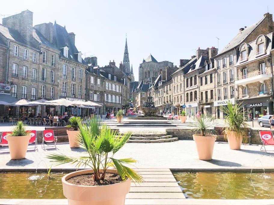 Nouveau ** Le Raffine Au Coeur De Guingamp ** Parking Экстерьер фото